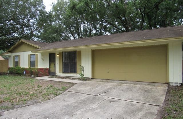 708 Briarwood Dr Seminole - 708 Briarwood Drive, Winter Springs, FL 32708
