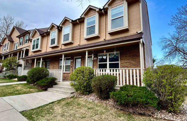 Sunny & Spacious 2-Bedroom Townhome photos photos Sunny & Spacious 2-Bedroom Townhome photos photos