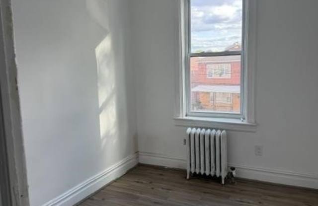 24 CATOR AVE Gallery 4