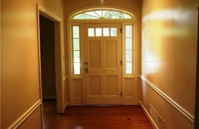 4690 Huntley Drive Gallery 2