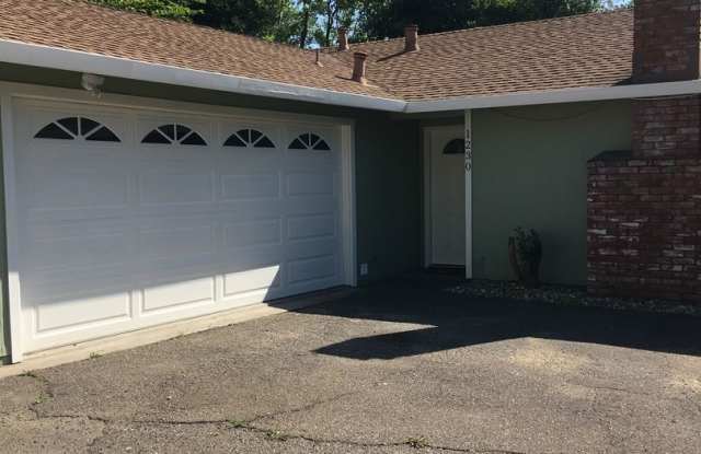 1230 Manhatan Way - z1230Manhatan Way - 1230 Manhattan Way, Santa Rosa, CA 95401