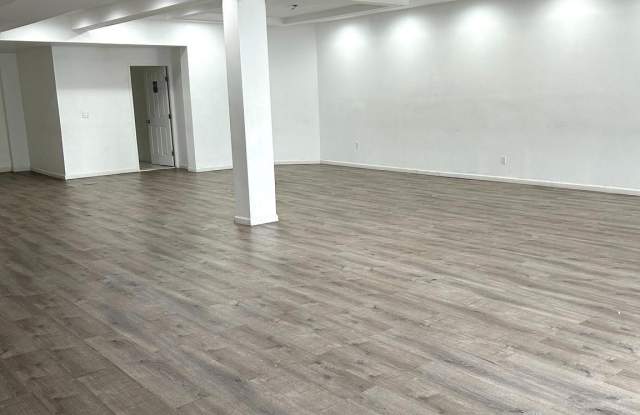 2109 OLD OREMS Gallery 3