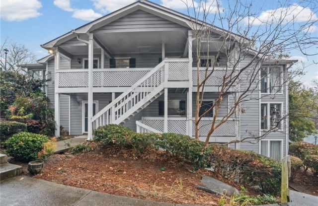 1306 Natchez Trace photos photos