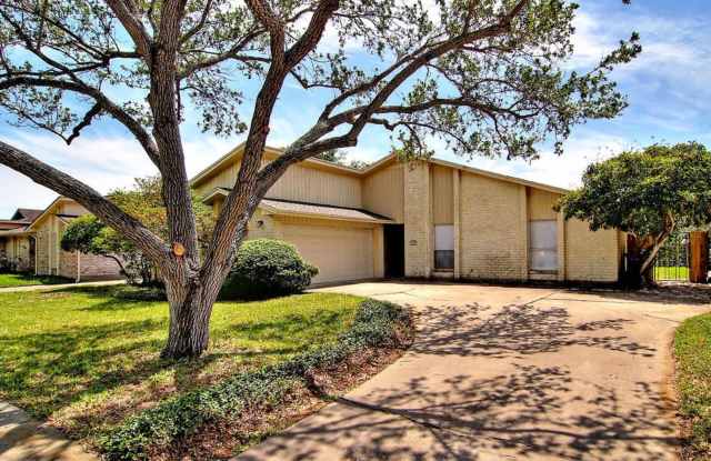 4305 Beard - 4/Bed 2/Bath - $2095/month Gallery 1
