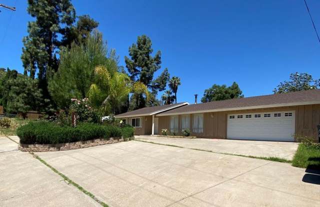 13550 Adlai Lane - 13550 Adlai Lane, Lakeside, CA 92040