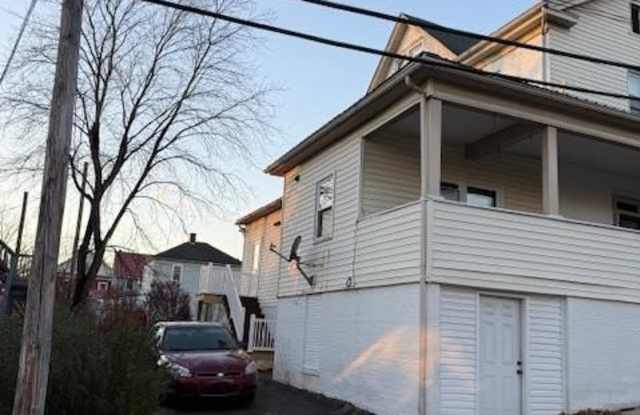 1 W HIGH Street unit: A photos photos