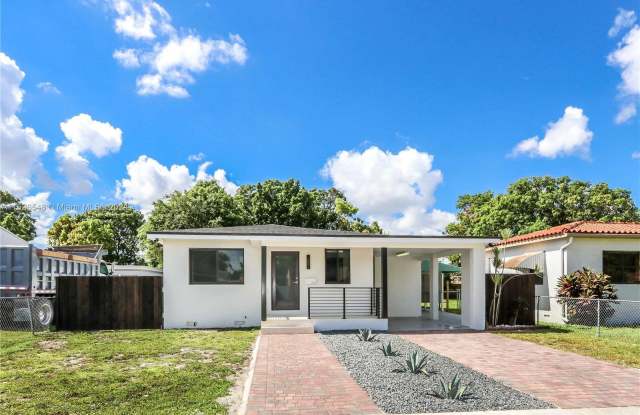 242 E 42nd St - 242 East 42nd Street, Hialeah, FL 33013