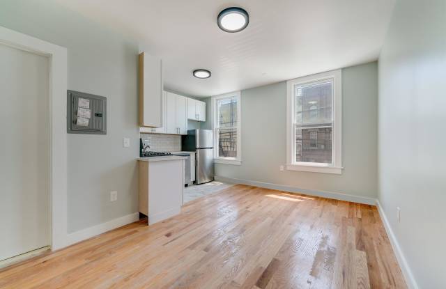 1139 Summit AveApartment 4 Gallery 4