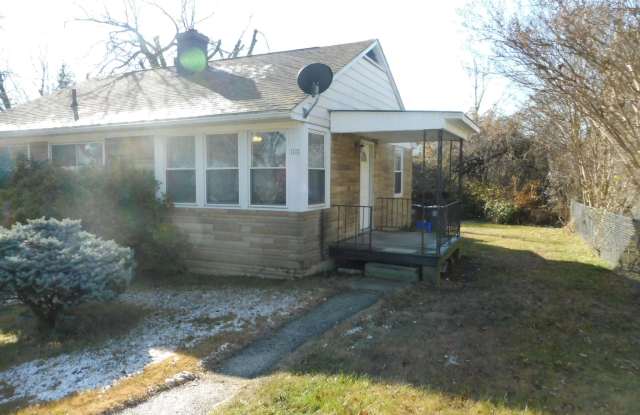 1111 LEWIS AVENUE Gallery 2