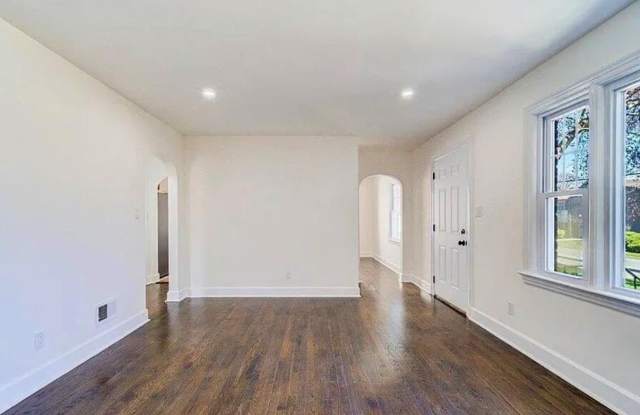 63 Fairview Avenue Gallery 3