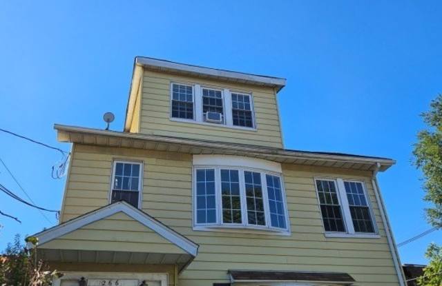 264 Pomona Ave photos photos