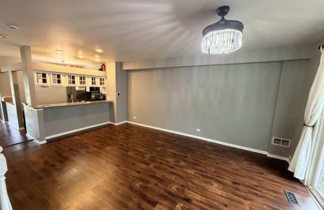 2518 CARROLWOOD Road Gallery 4