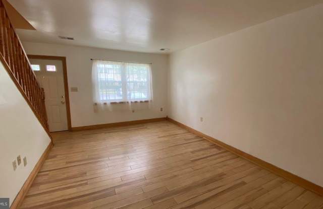 8439 NORWOOD DRIVE Gallery 4