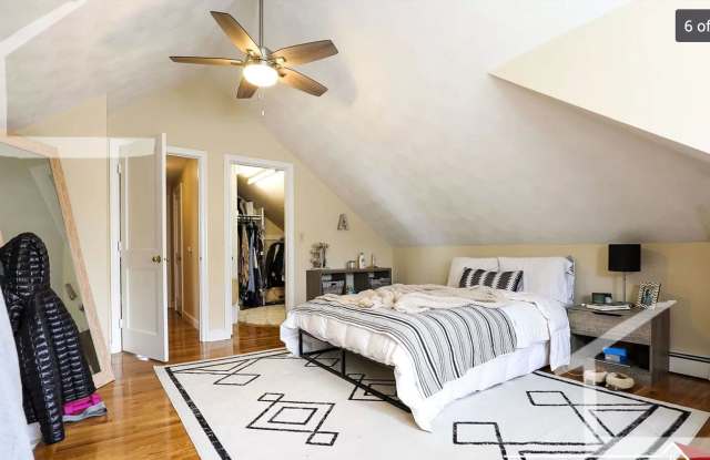 Charming 4 Bedroom-No Broker Fee photos photos