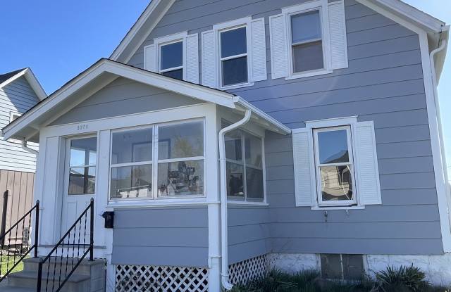 1024 Pearl St photos photos