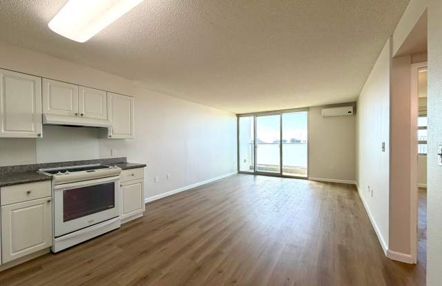 801 South St, Building B: High Floor, Ocean View, 2 Bed, 1.5 Bath, 2 Parking! Gallery 3