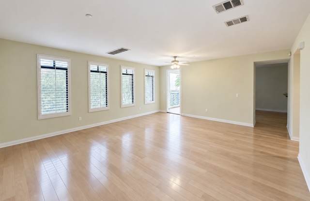 Beautiful 2bd 2 ba in Playa Vista Gallery 4