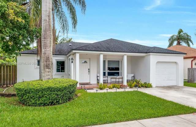 15450 SW 143rd Ave photos photos