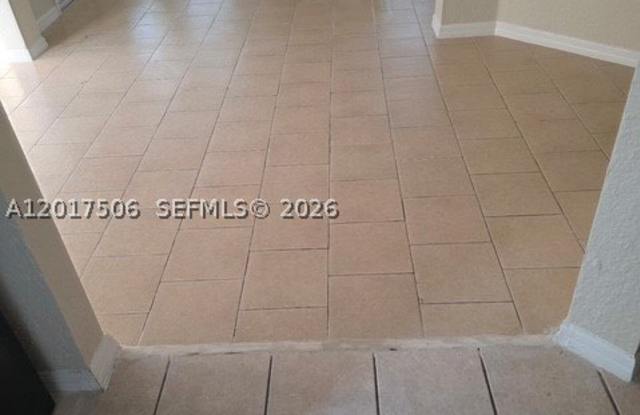 2008 Belmont Ln Gallery 3