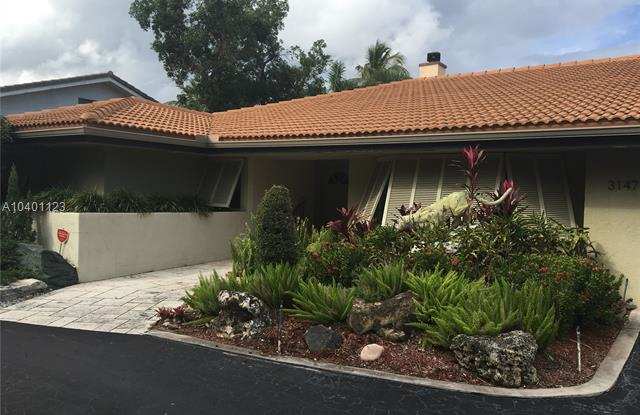 3147 N 34th St - 3147 34th Street North, St. Petersburg, FL 33713
