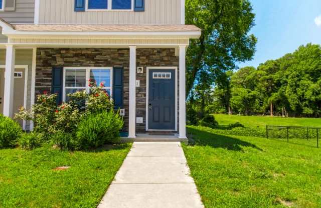 Pet Friendly Townhome In Sneads Ferry! photos photos