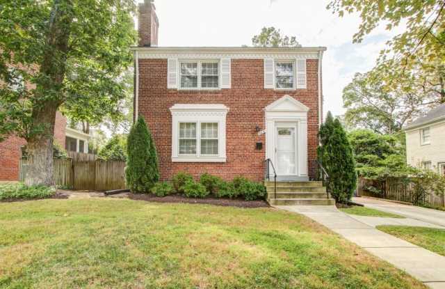 Classic 4 Bedroom, 1.5 Bathroom Colonial in Wyngate! Beautiful Home with a Nice Yard! - 5916 Wilmett Road, Bethesda, MD 20817