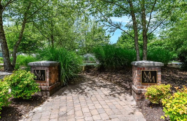 Marley Manor Luxury Apartment Homes Gallery 4