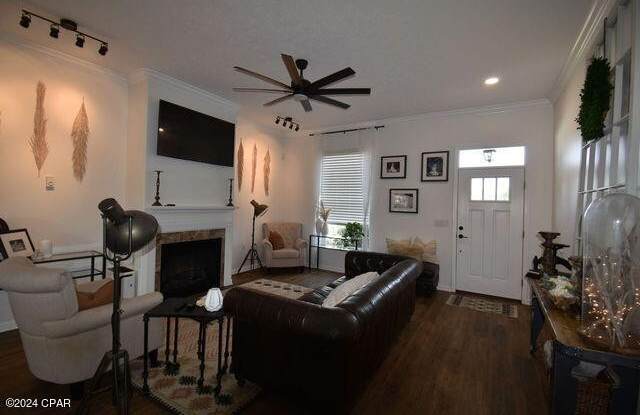 1804 Millwood Lane Gallery 2