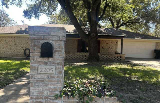 2205 Forest Trail - 2205 Forest Trail, Temple, TX 76502