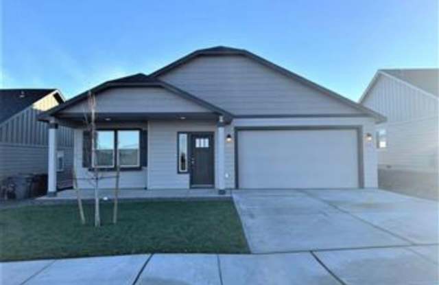 Newer Home in Kennewick, Great Location! photos photos