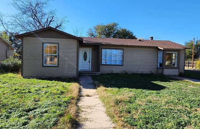 Updated 3 Bedroom 2 Bath home close to Goodfellow! photos photos