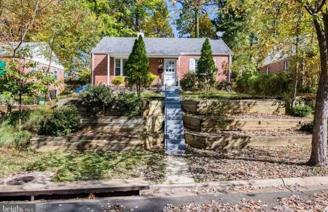 11619 GAIL PL - 11619 Gail Place, North Kensington, MD 20902