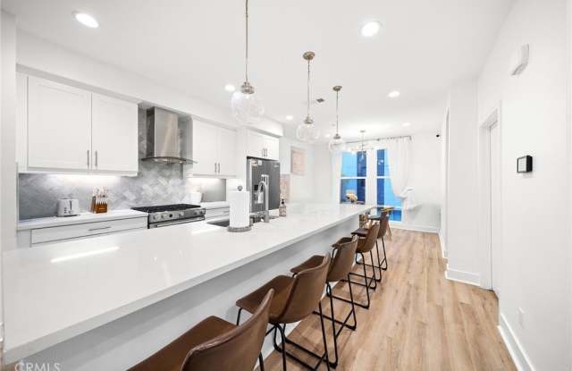 657 Wedge photos photos