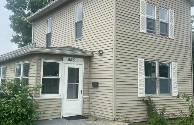 726 North Waterloo Street - Tenant - 1 Gallery 1