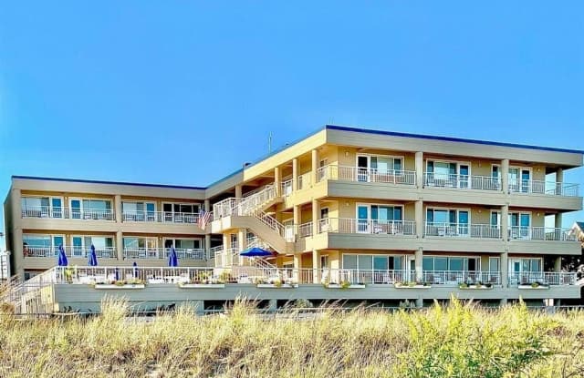 6100 Boardwalk photos photos