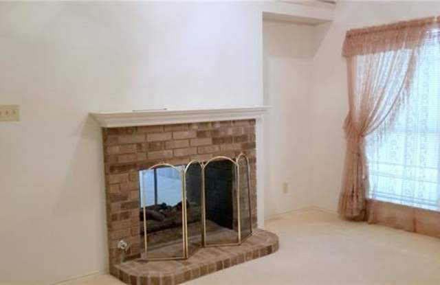1508 Hollow Oak Drive Gallery 3