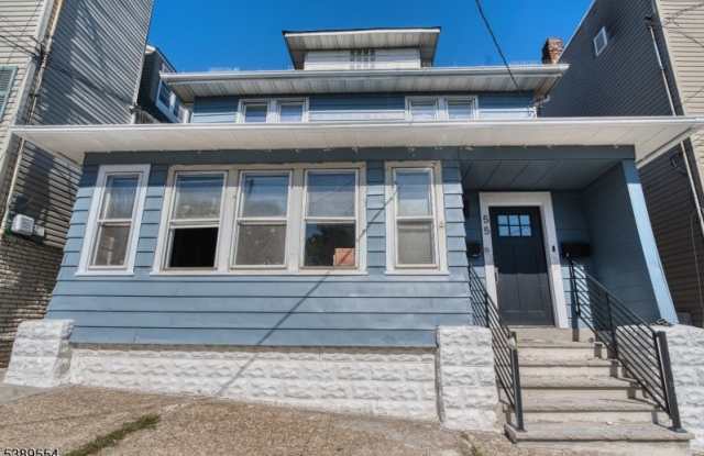 55 Tappan St - 55 Tappan Street, Kearny, NJ 07032