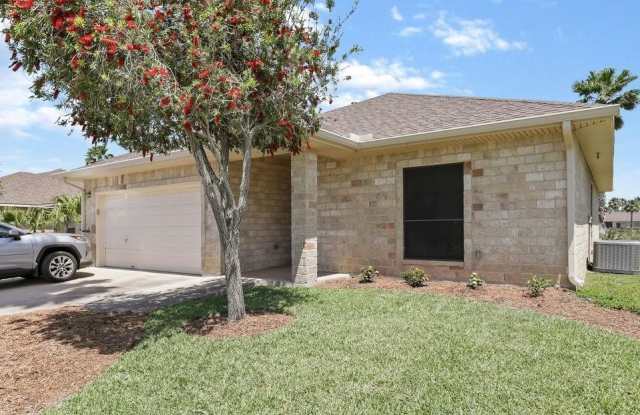 15 Torrey Pines Dr. - 15 Torrey Pines Drive, Laguna Vista, TX 78578