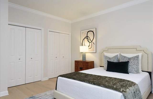 1568 Union St Apt 201 Gallery 3