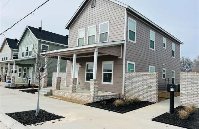 708 E Johnson Avenue photos photos