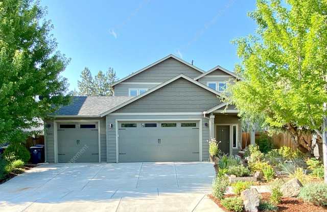 * Coming Soon * Beautiful Unfurnished 3-Bedroom Home with Canal Access  Mountain Views - 21241 Southeast Golden Market Lane, Bend, OR 97702