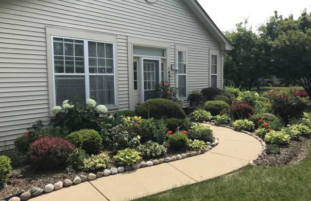 Exceptionally Clean 2-Bedroom Ranch with Double Car Garage photos photos