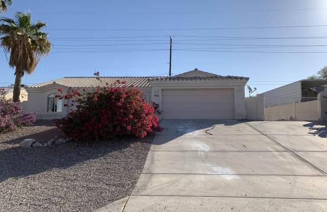 906 Desert View Dr photos photos