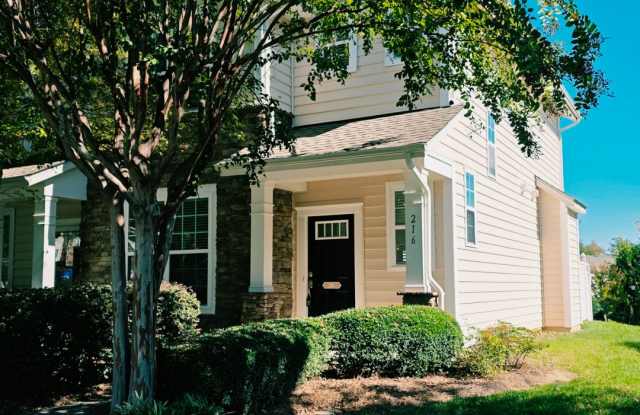Fresh Updates, Room to Work, and Convenient Access to I-85 Gallery 1