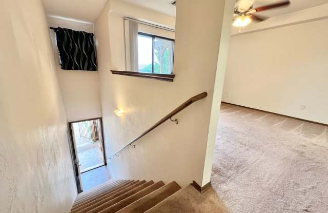 ✨Cute Upstairs Condo Near Quail Springs Mall OKC ✨ photos photos