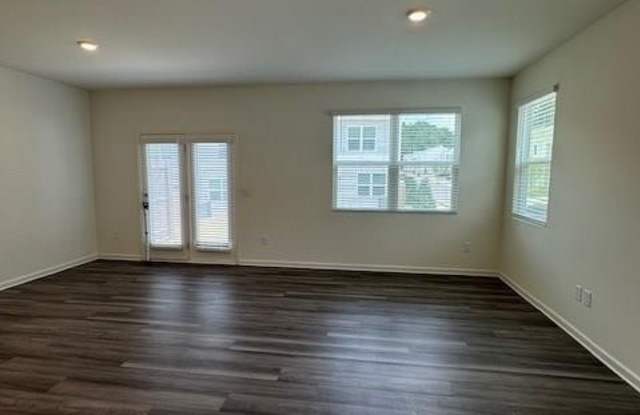 3473 Cardinal Drive SW Gallery 3