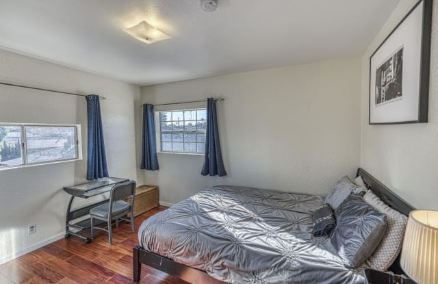 5306 1/2 7th Ave photos photos