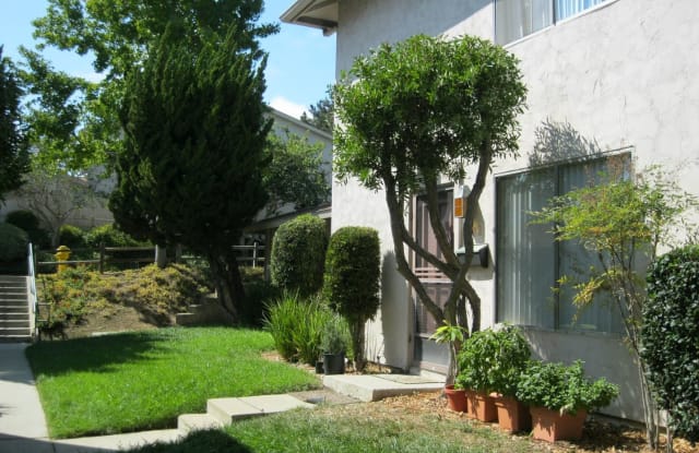 7782 Camino Glorita - 7782 Camino Glorita, San Diego, CA 92122