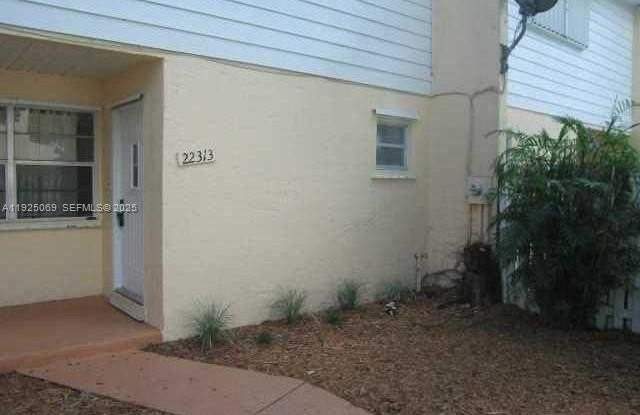 22313 SW 103rd Ct photos photos