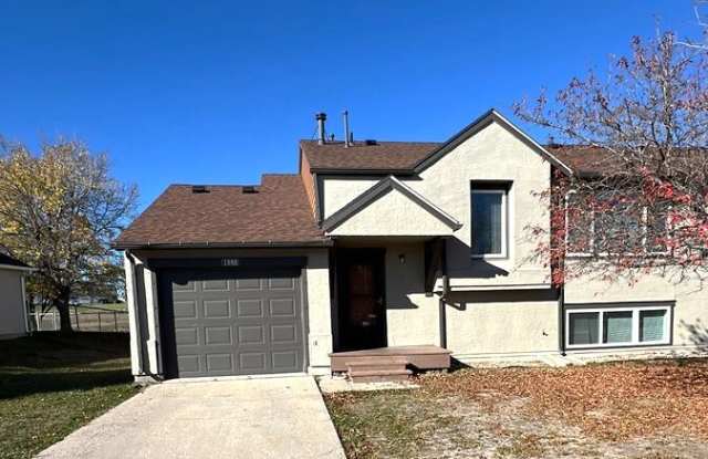 1090 Sitting Bull Court Gallery 1